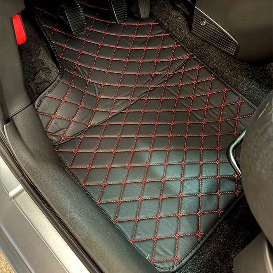 Tapis de sol voiture luxueux